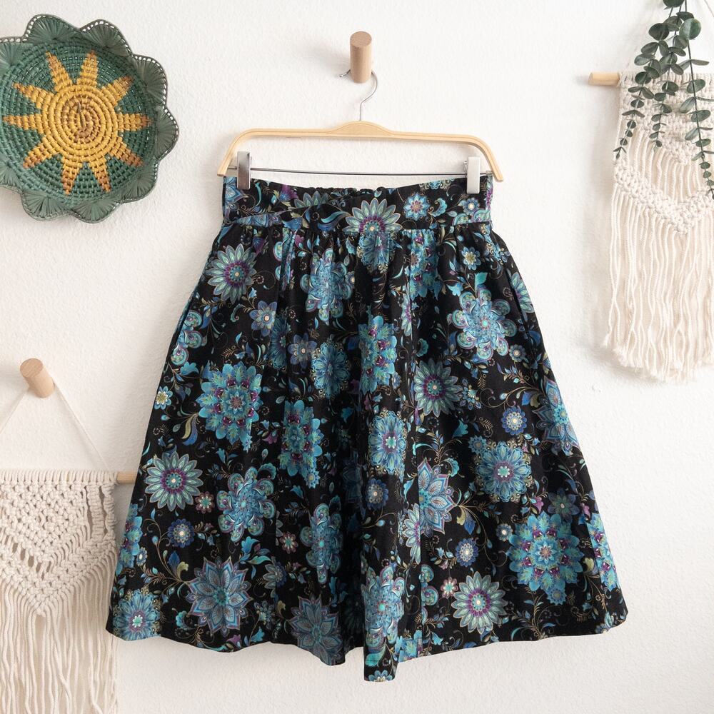 Modcloth Black Floral Print A-Line Skirt Pin-Up Size Medium